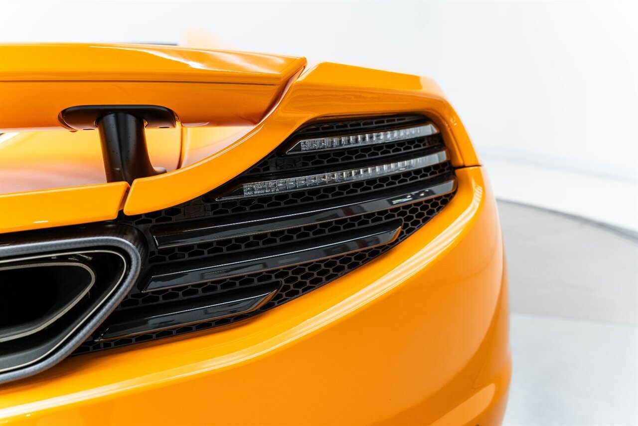 Used 2014 McLaren MP4-12C Spider RWD image 98