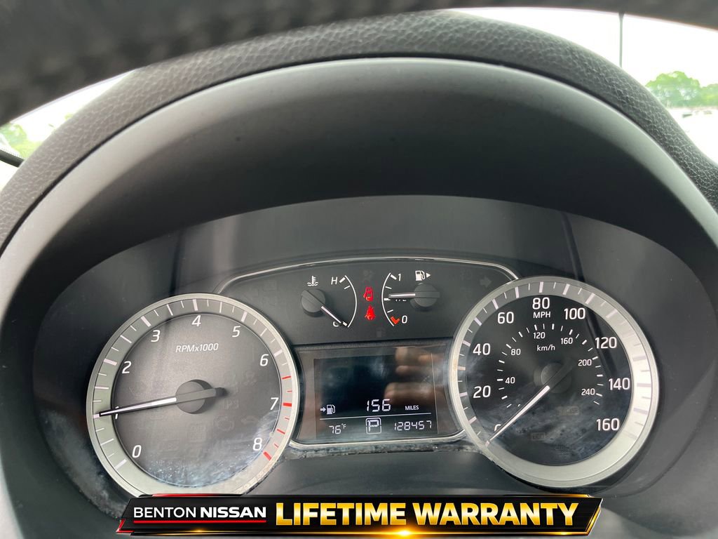 Used 2013 Nissan Sentra SR w/ Driver Pkg FWD image 14