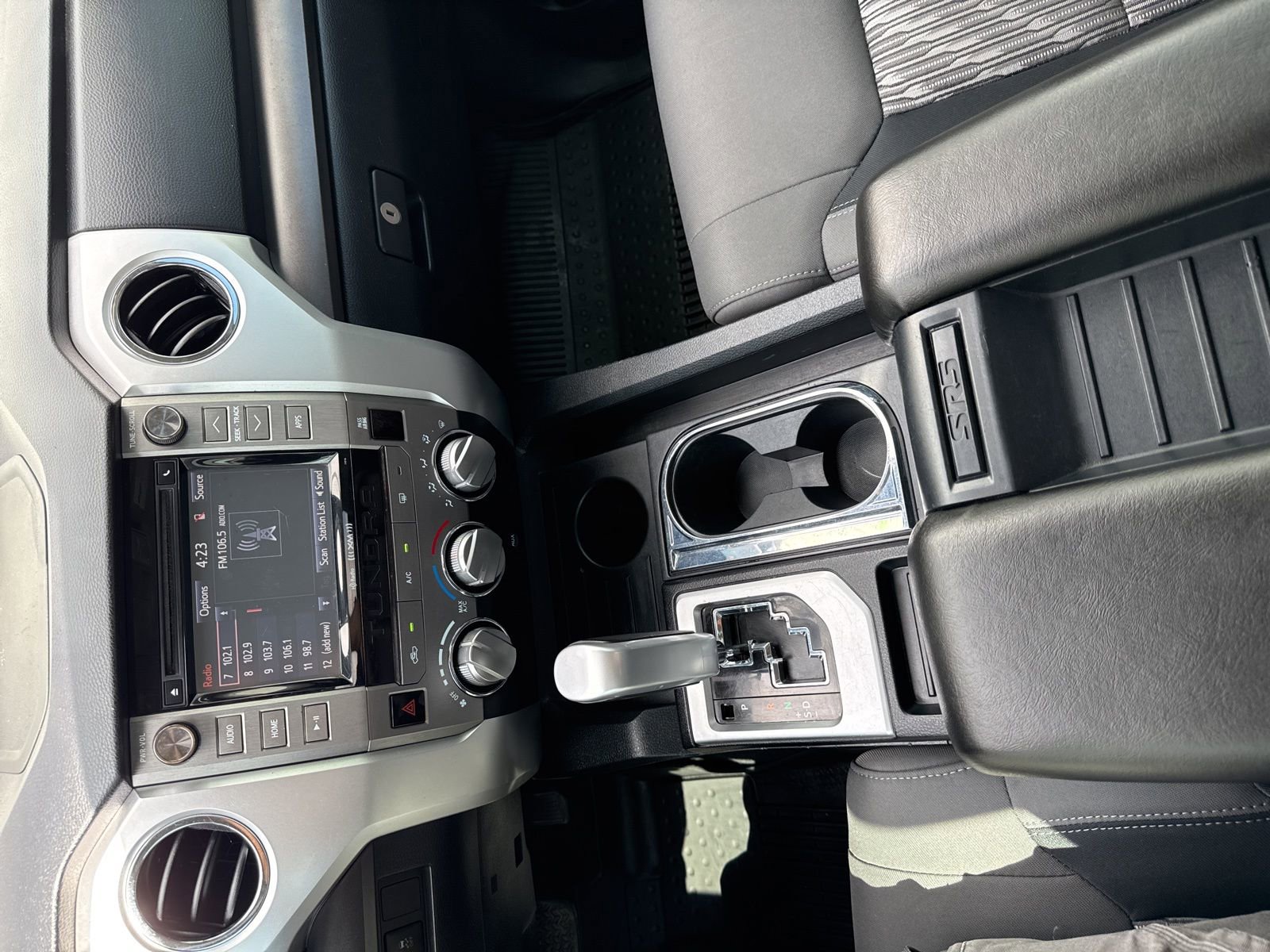 Used 2019 Toyota Tundra SR5 w/ SR5 Upgrade Package image 24