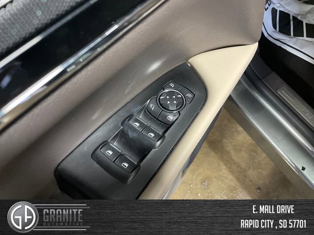 Used 2023 Lincoln Nautilus Reserve w/ Equipment Group 201A image 11