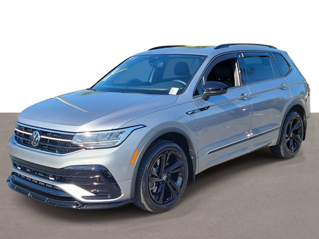 Used 2023 Volkswagen Tiguan SE R-Line FWD image 2