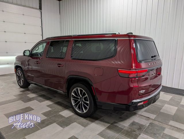 Used 2024 Jeep Wagoneer L Series III w/ Premium Group I image 2