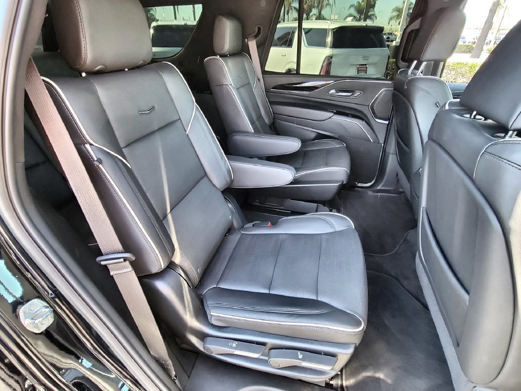 Certified 2024 Cadillac Escalade Sport w/ Touring Package AWD/4WD image 27
