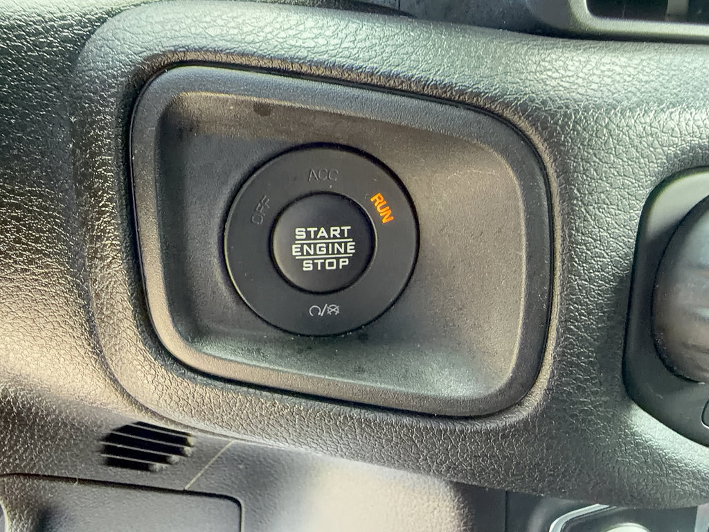 Used 2024 Jeep Wrangler Unlimited Sport AWD/4WD image 24