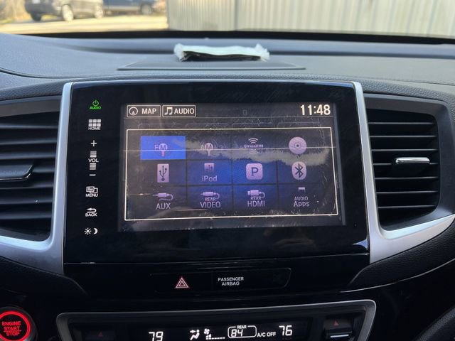 Used 2016 Honda Pilot Touring image 22