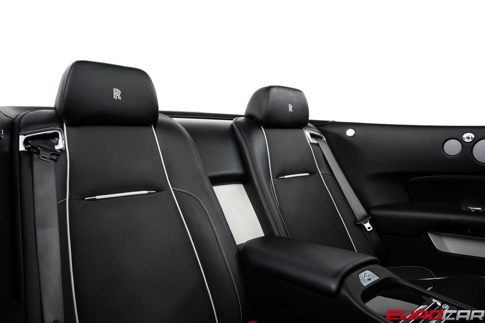 Used 2018 Rolls-Royce Dawn RWD image 39