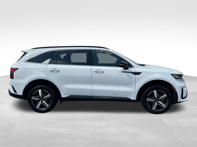 Used 2021 Kia Sorento S FWD image 11