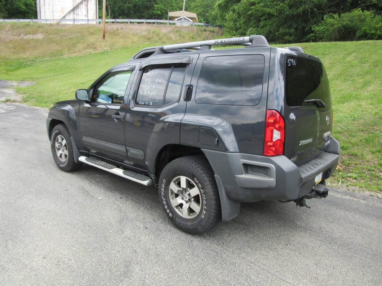 Used 2011 Nissan Xterra PRO-4X AWD/4WD image 5
