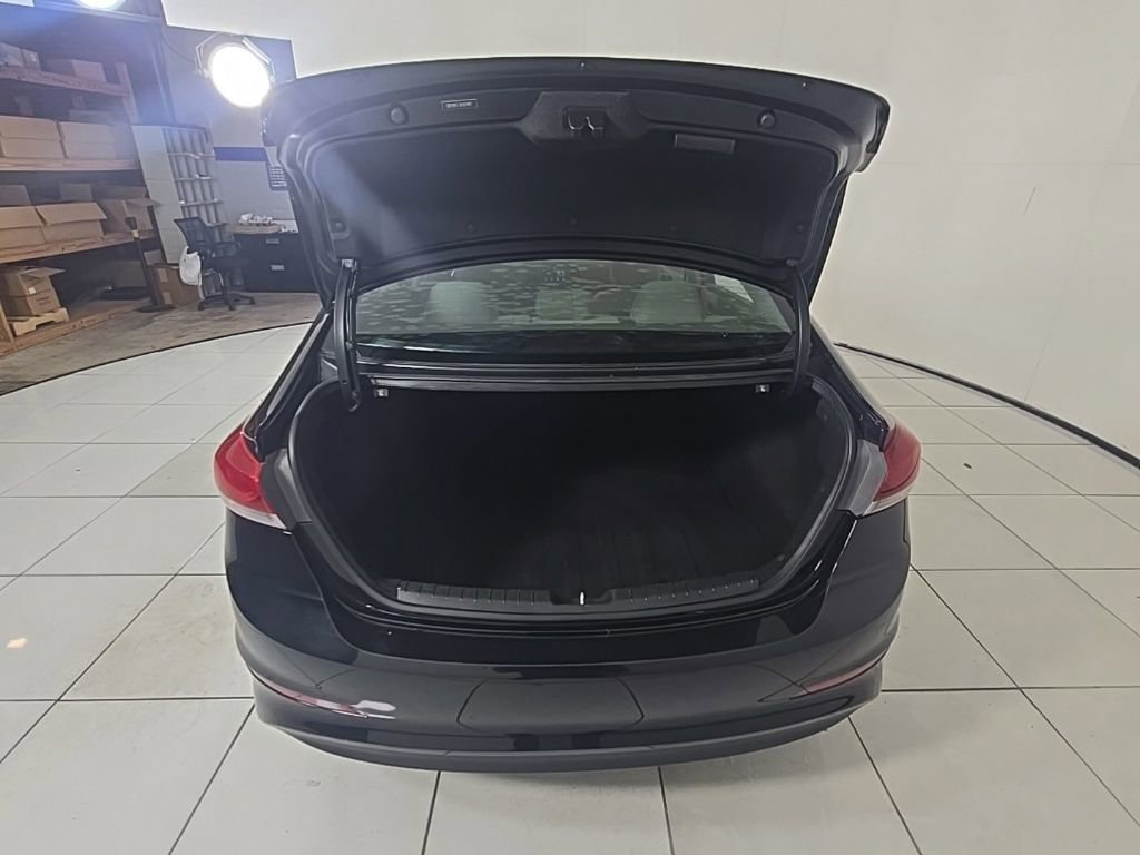 Used 2018 Hyundai Elantra SEL image 29