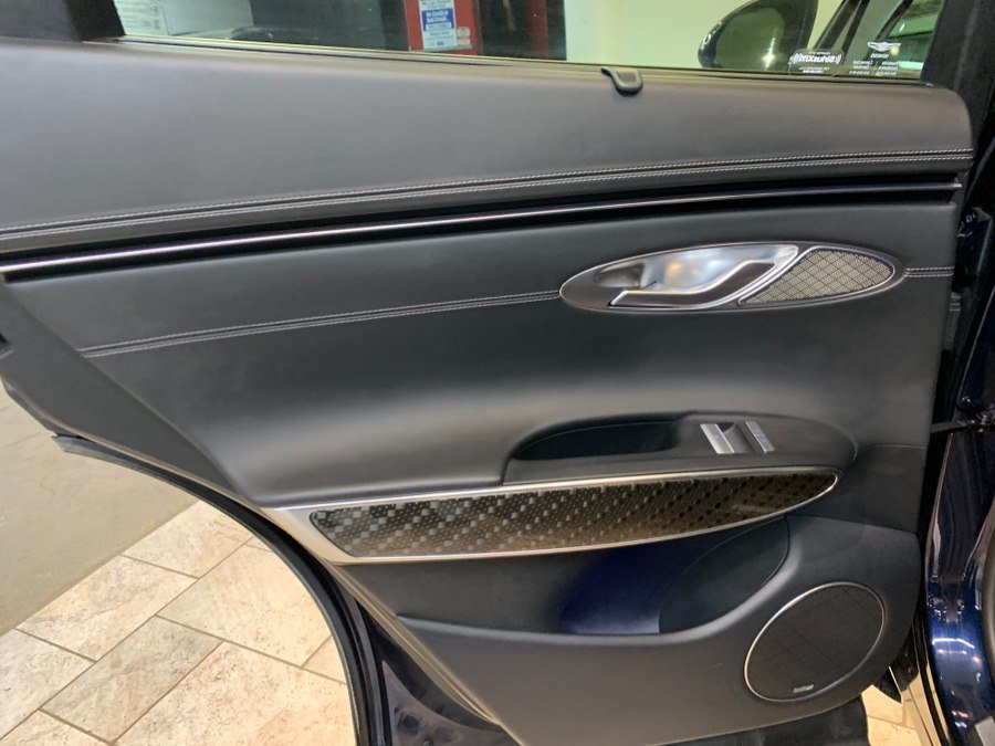 Used 2023 Genesis GV70 3.5T Sport w/ Sport Prestige Package AWD/4WD image 47