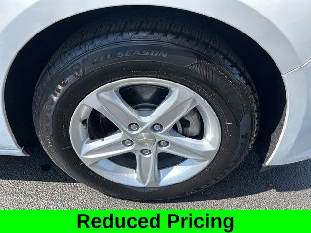 Used 2020 Chevrolet Malibu LS image 44