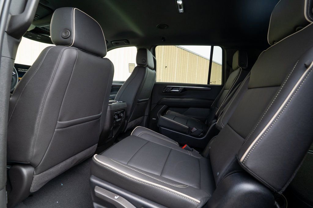 New 2025 Chevrolet Suburban Premier w/ LPO, Get Active Package image 34