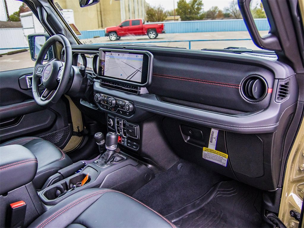 Used 2025 Jeep Wrangler Unlimited Rubicon image 20