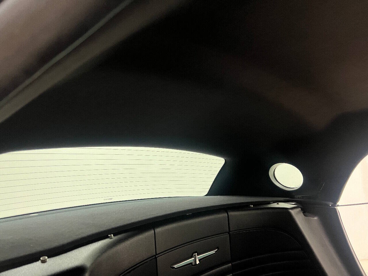 Used 2005 Ford Thunderbird RWD image 58