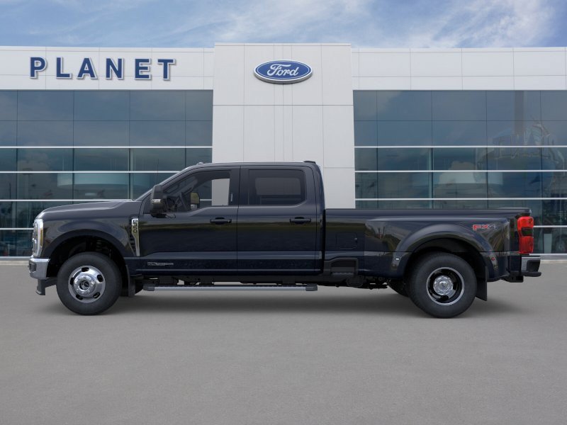 New 2026 Ford F350 Lariat AWD/4WD image 3