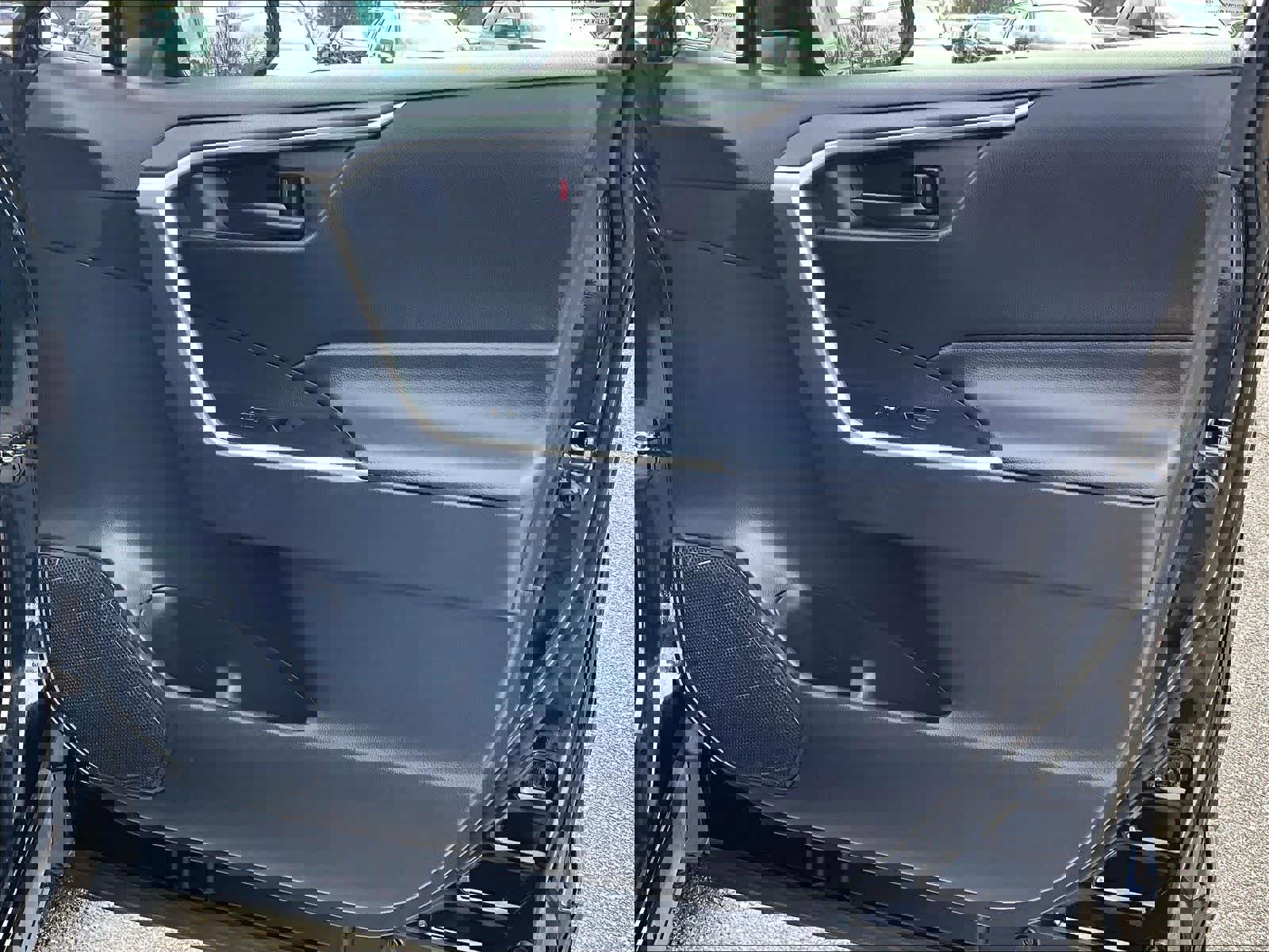 Used 2025 Toyota RAV4 LE image 12