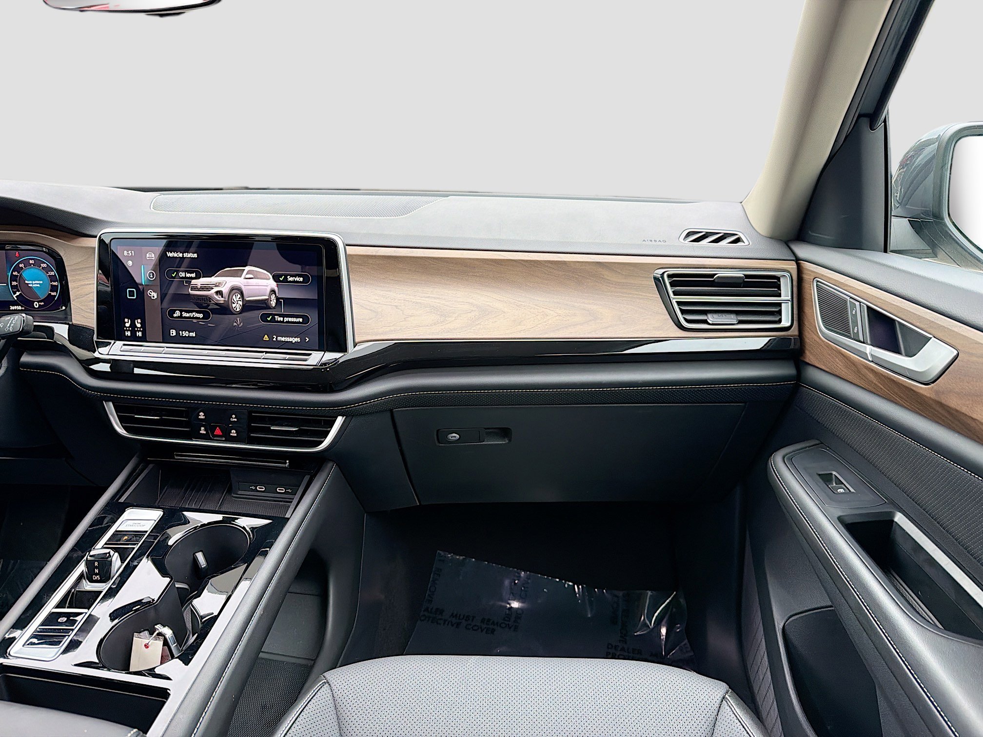 Used 2025 Volkswagen Atlas SE image 18