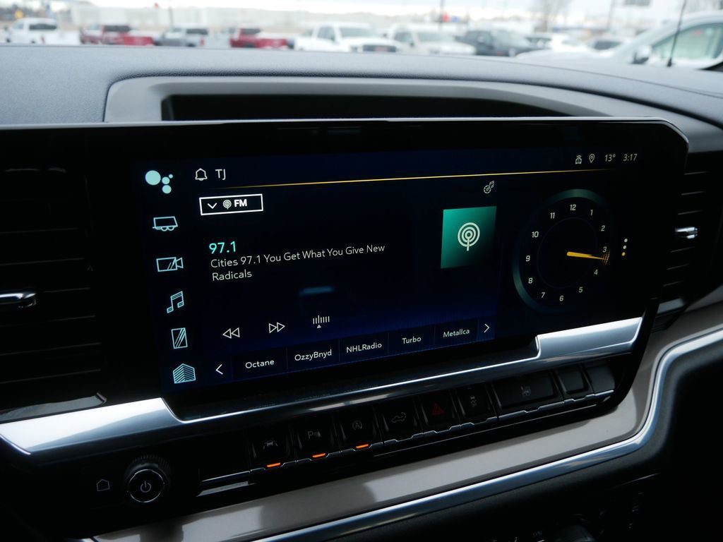 Used 2022 Chevrolet Silverado 1500 High Country image 30