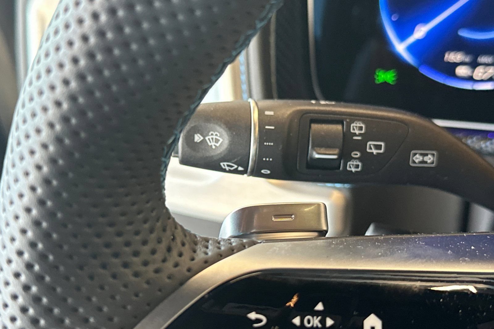 Used 2025 Mercedes-Benz G 580 w/ EQ Technology image 37
