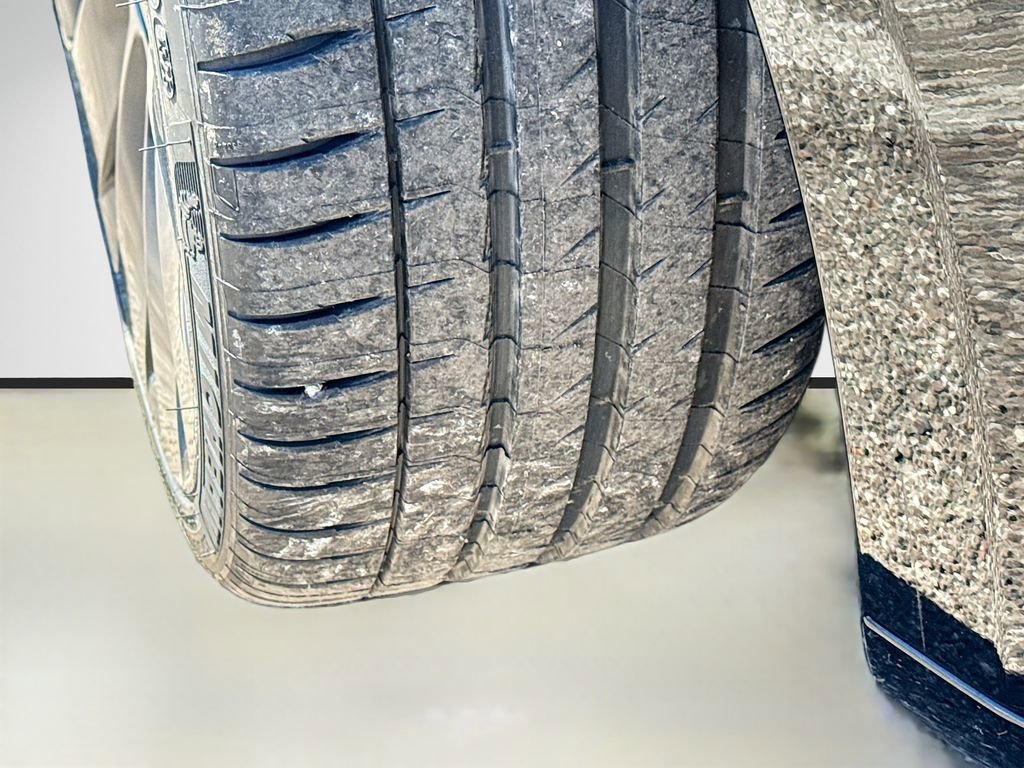 Used 2022 Tesla Model 3 Performance image 39