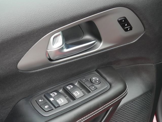 New 2027 Chrysler Pacifica Select FWD image 15