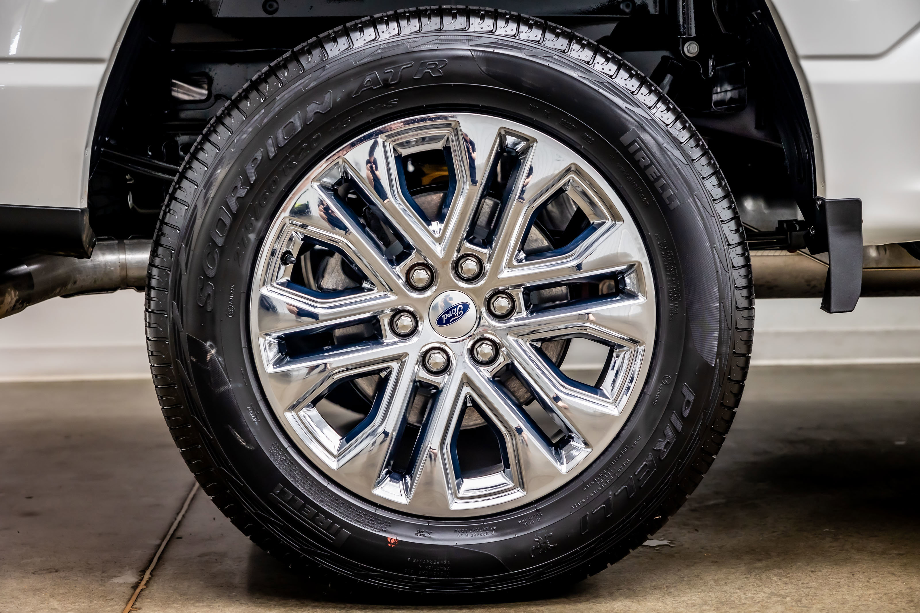 Used 2025 Ford F150 Lariat w/ Equipment Group 501A Mid AWD/4WD image 39