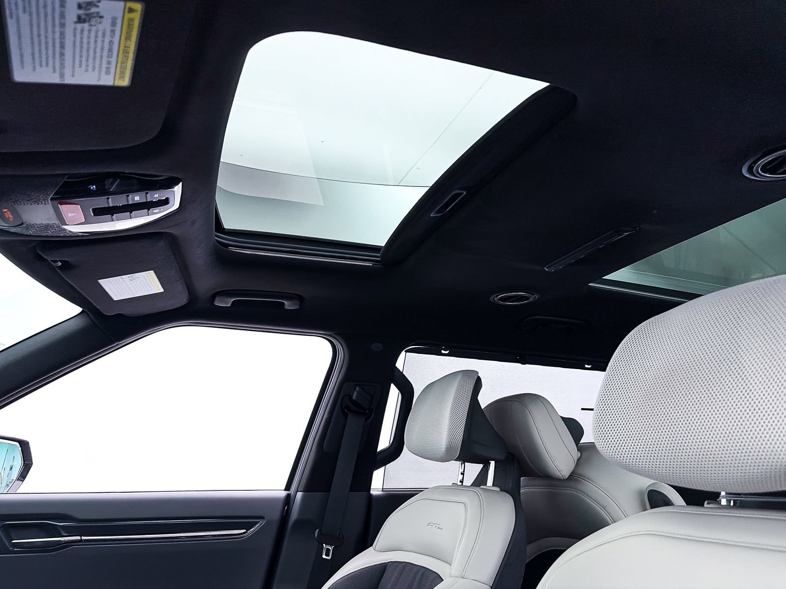 Used 2024 Kia EV9 GT-Line image 3