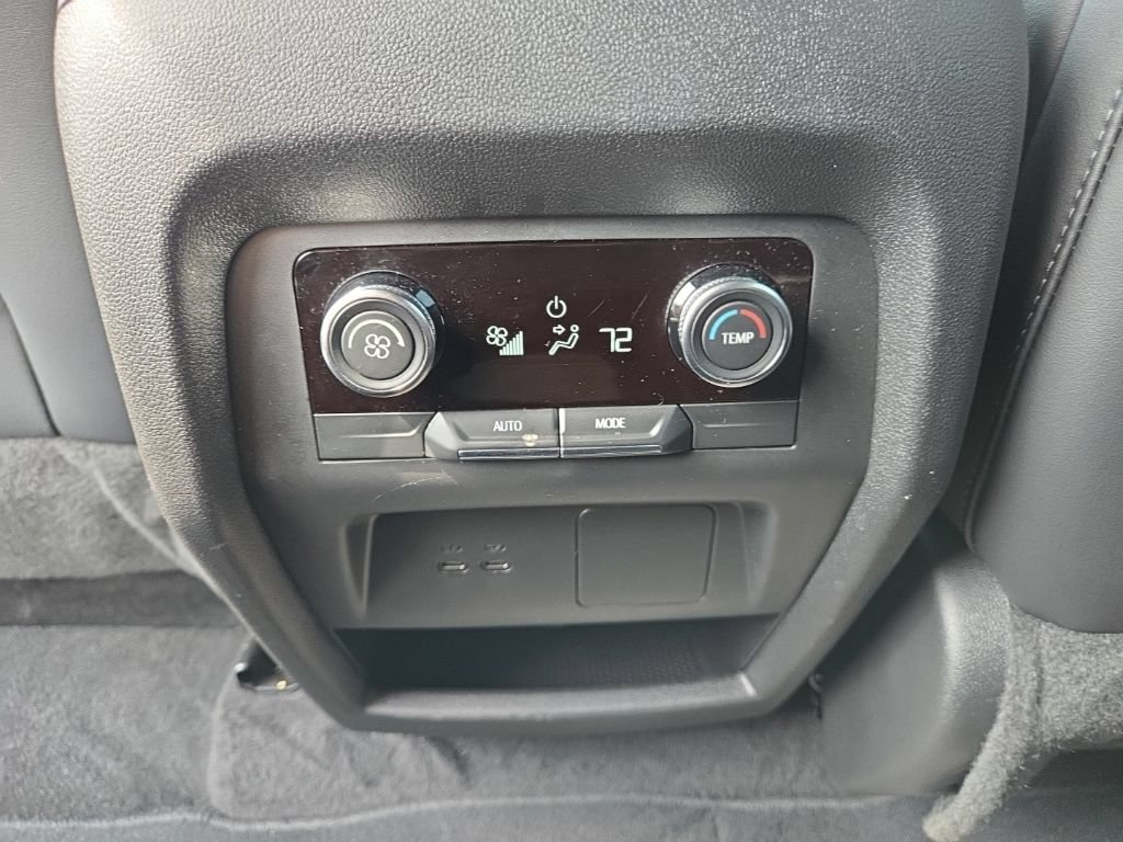 Certified 2026 Buick Enclave Sport Touring AWD/4WD image 15