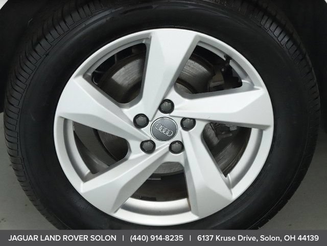 Used 2020 Audi Q3 2.0T Premium AWD/4WD image 41