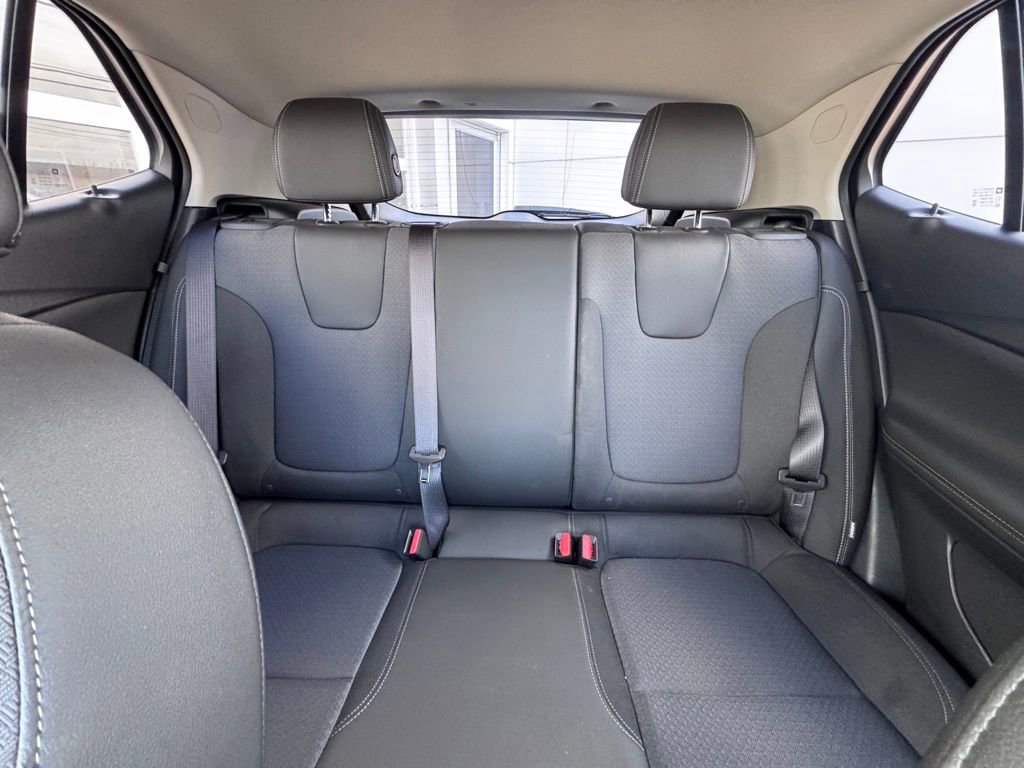 Used 2024 Buick Encore GX Preferred image 29