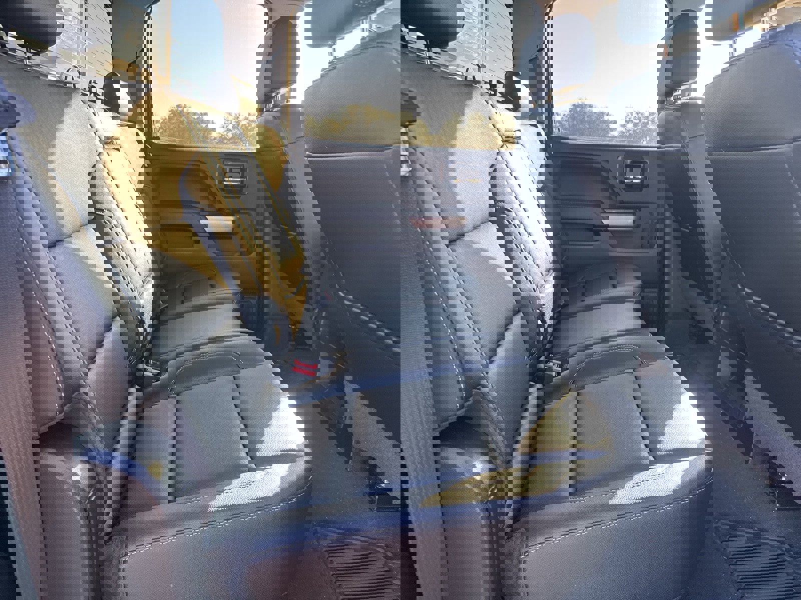 Used 2018 Chevrolet Silverado 1500 LT w/ All Star Edition image 22