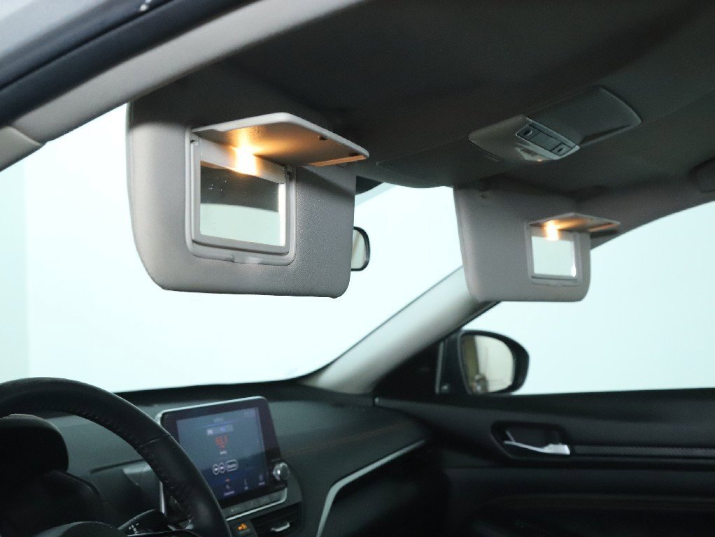 Used 2020 Nissan Altima 2.5 SR image 19