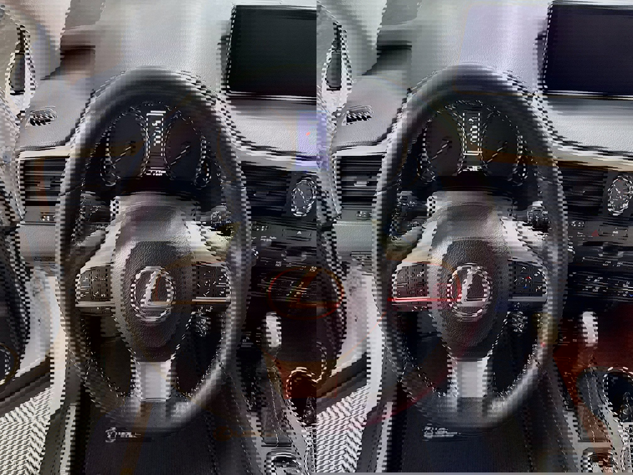 Used 2019 Lexus RX 350 AWD image 16