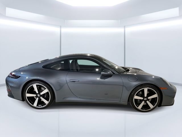 Certified 2025 Porsche 911 Carrera image 8