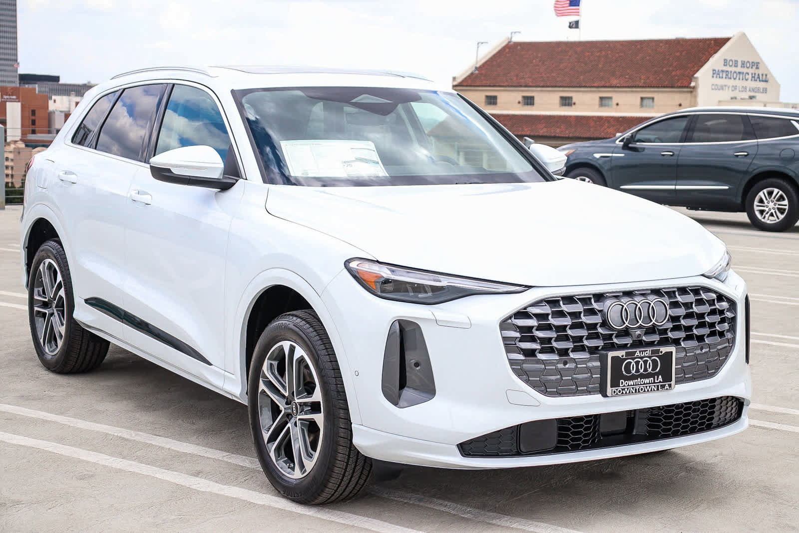 New 2025 Audi Q5 Premium Plus image 3