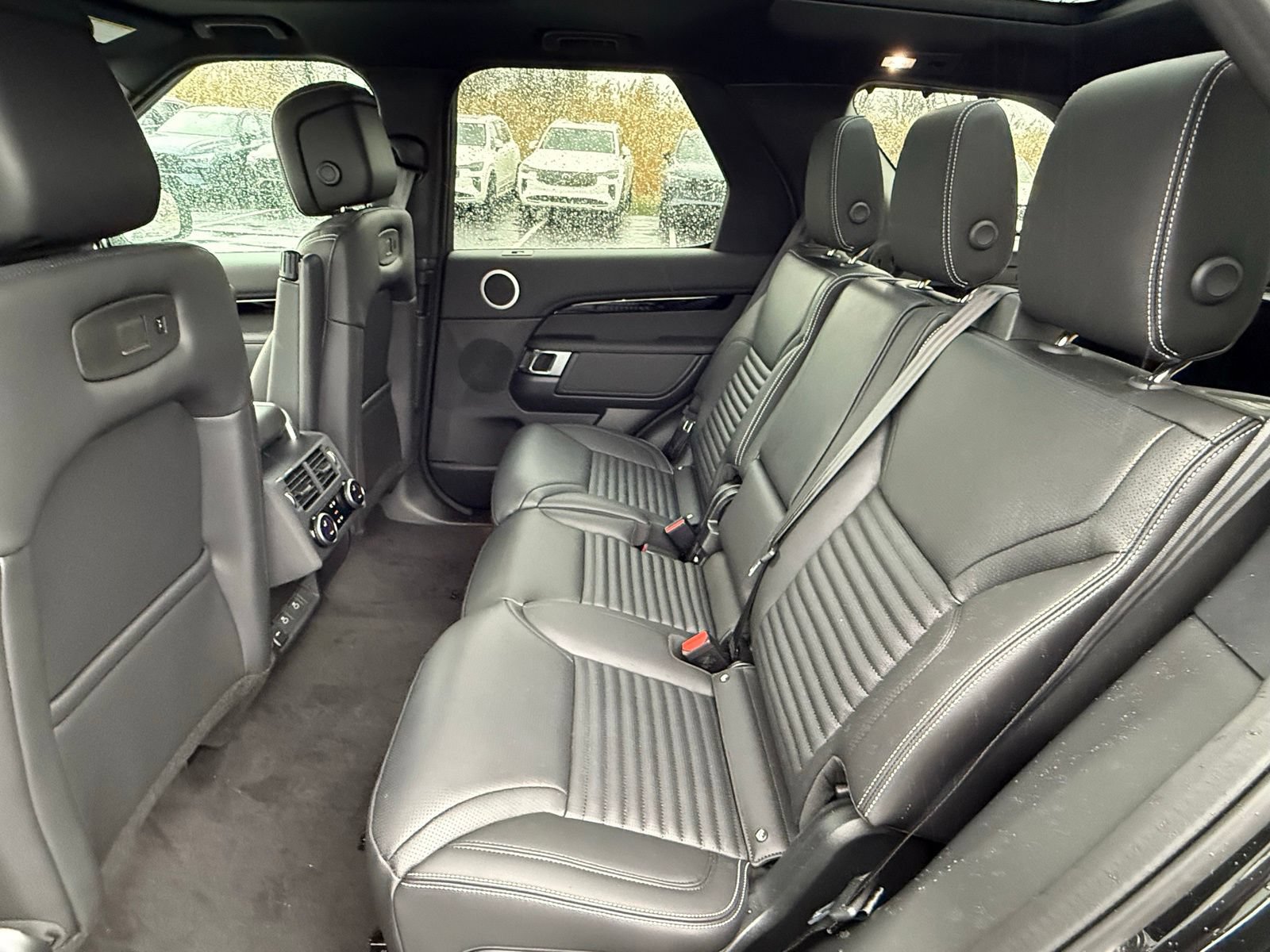 New 2026 Land Rover Discovery S AWD/4WD image 15