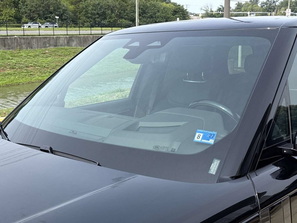 Used 2024 Land Rover Range Rover Autobiography AWD/4WD image 12