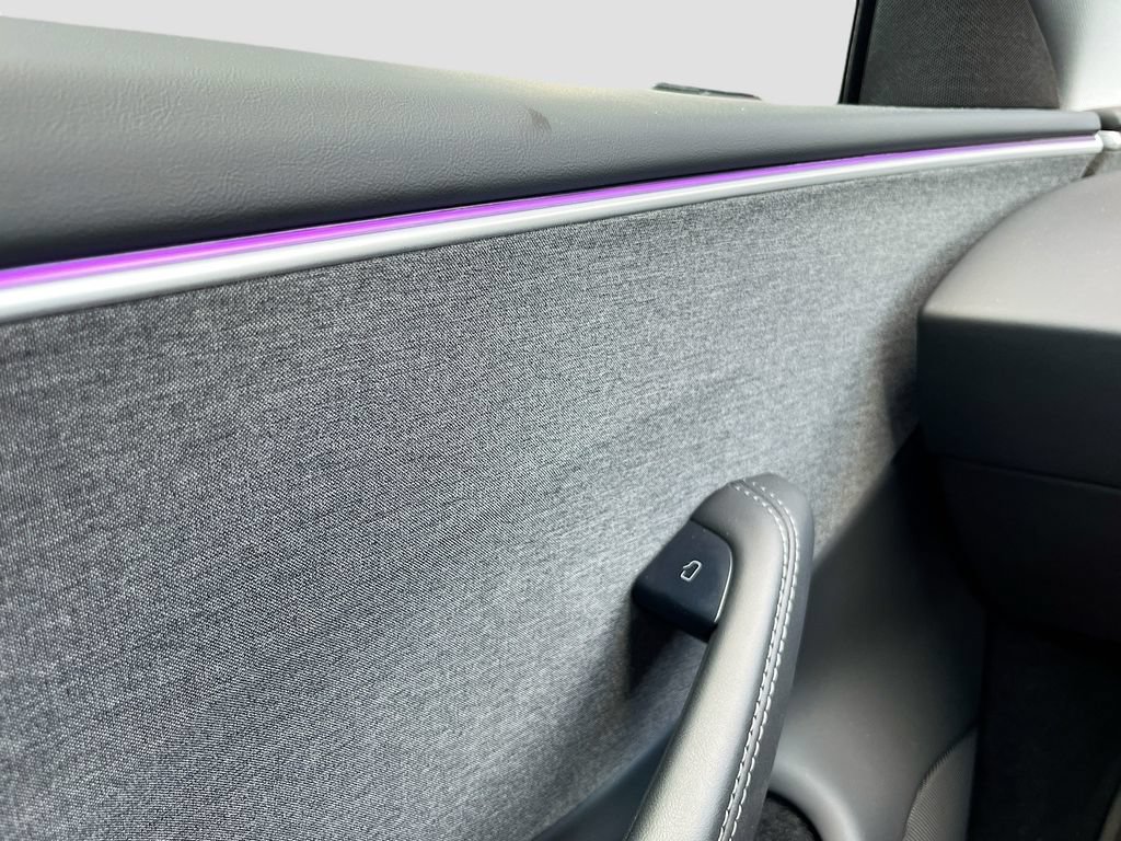 Used 2025 Tesla Model 3 Long Range RWD image 35