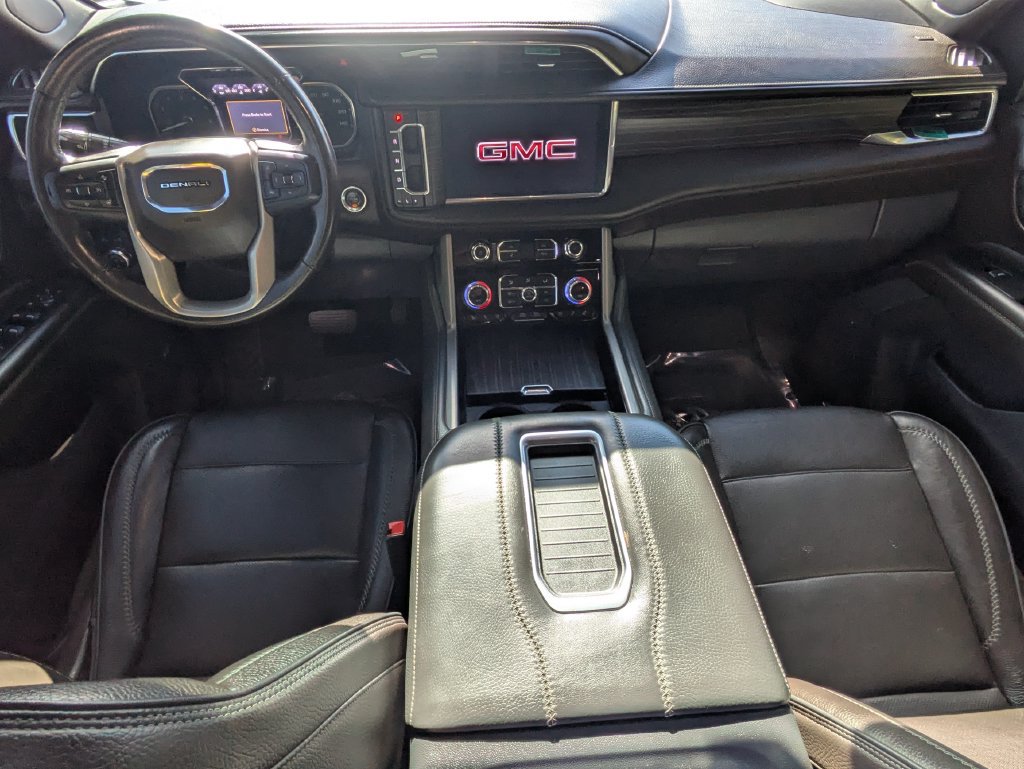 Used 2021 GMC Yukon Denali w/ Denali Premium Package AWD/4WD image 20