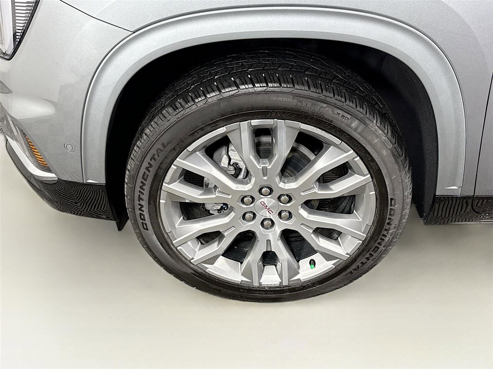 Used 2025 GMC Acadia Denali w/ Super Cruise Package image 27