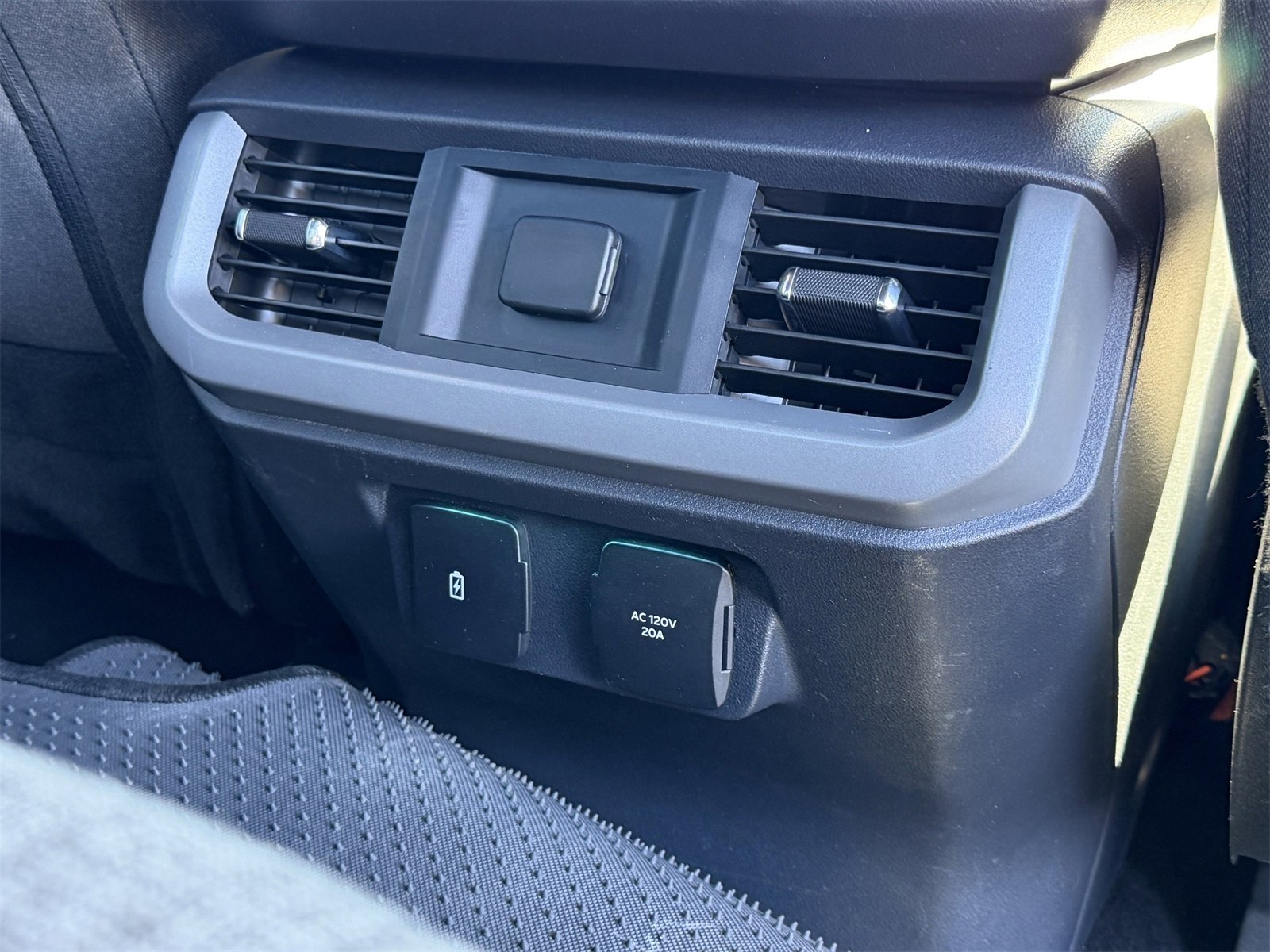 Certified 2024 Ford F150 XLT w/ Mobile Office Package image 11