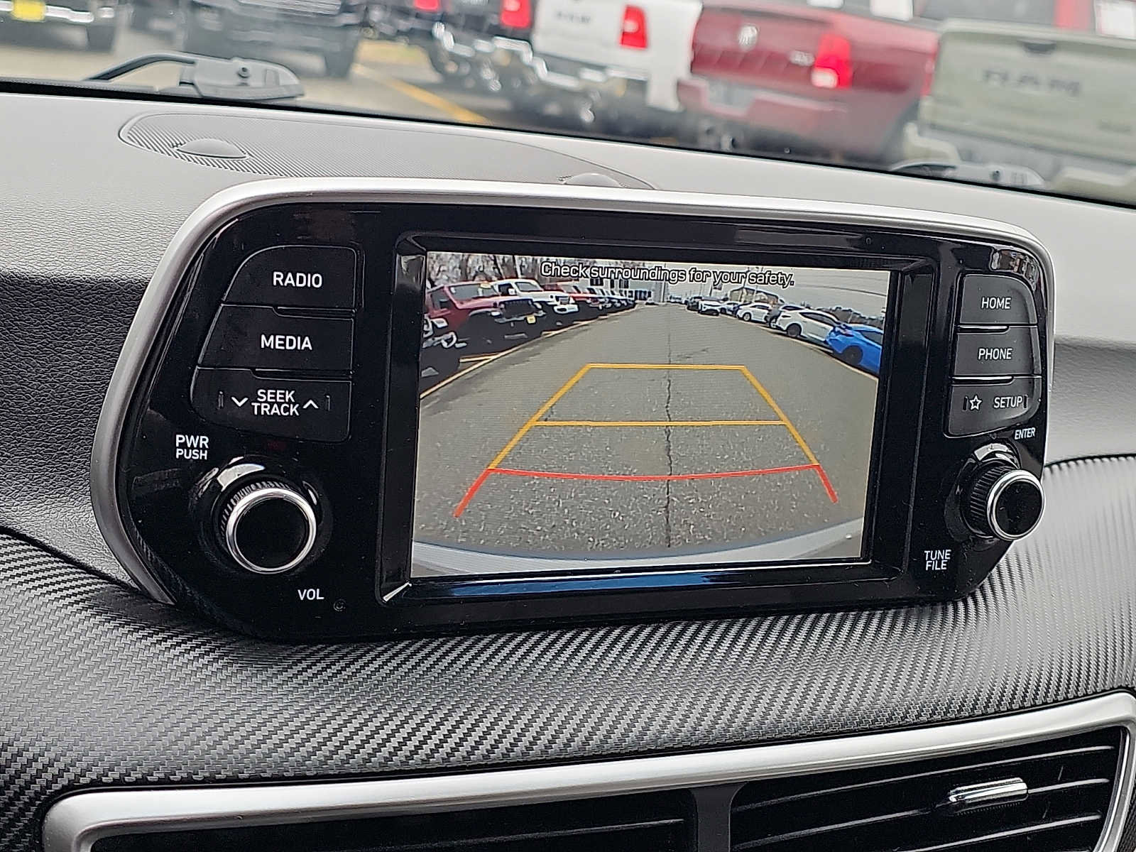 Used 2020 Hyundai Tucson SE image 17