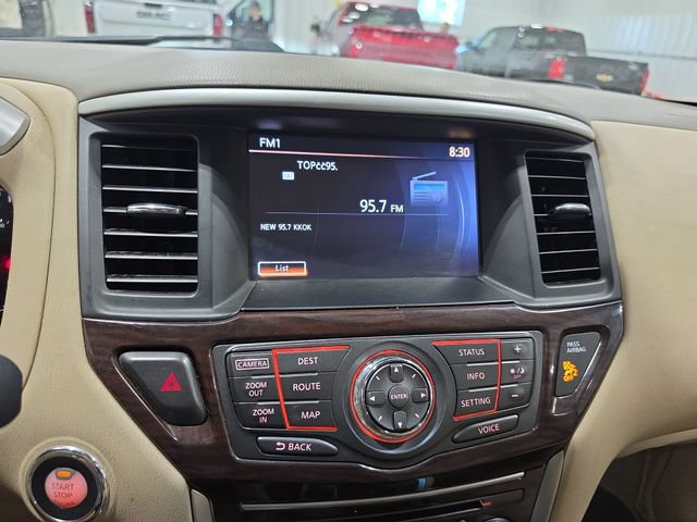 Used 2015 Nissan Pathfinder SL w/ SL Premium Package AWD/4WD image 8
