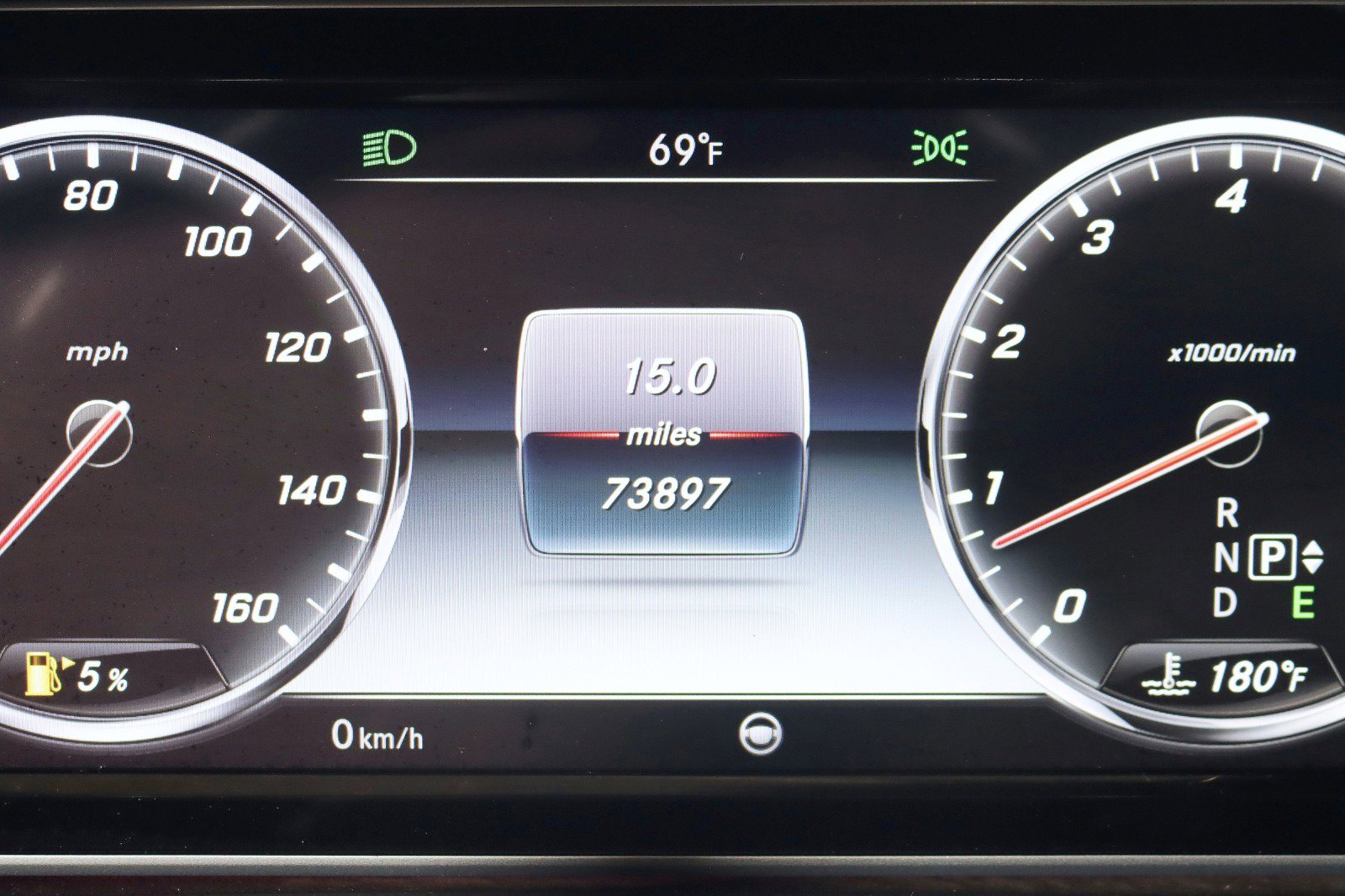 Used 2015 Mercedes-Benz S 550 4MATIC Sedan image 17