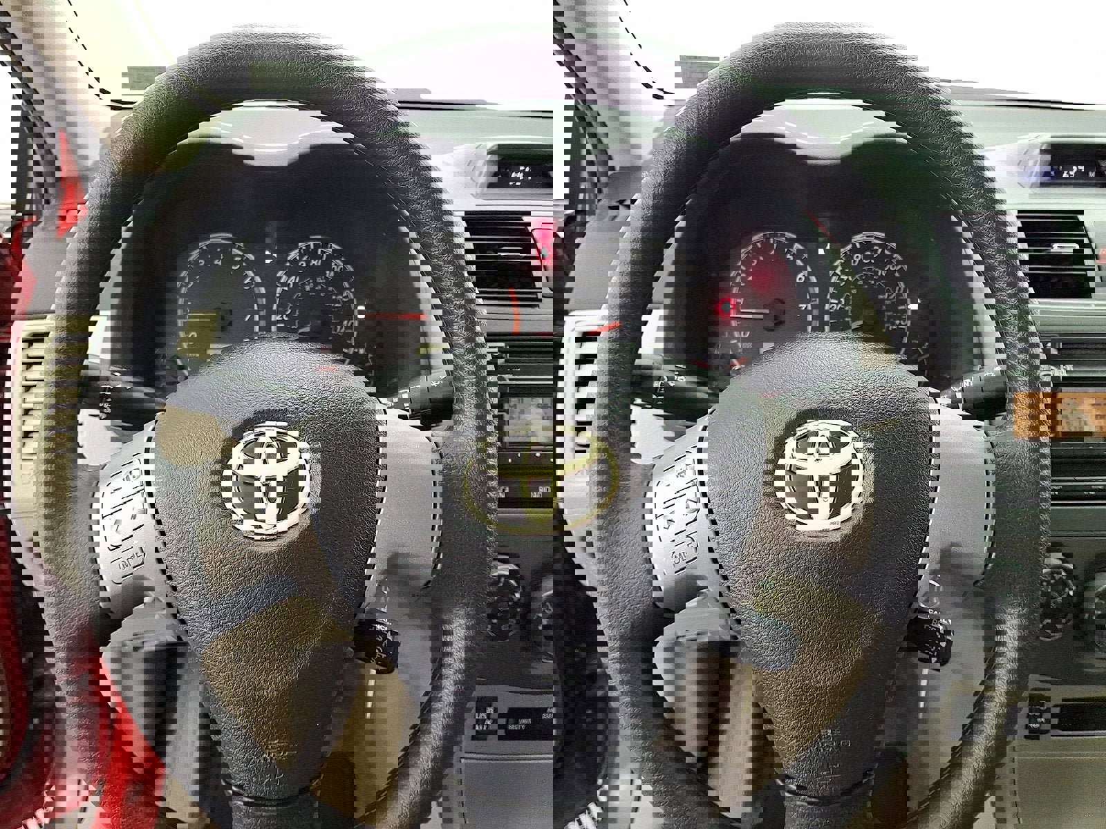 Used 2012 Toyota Corolla LE image 15