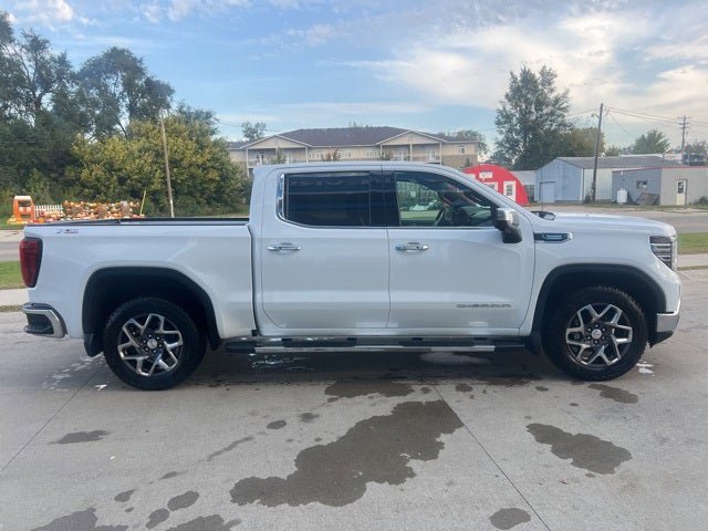 Certified 2023 GMC Sierra 1500 SLT w/ X31 Off-Road Package image 27