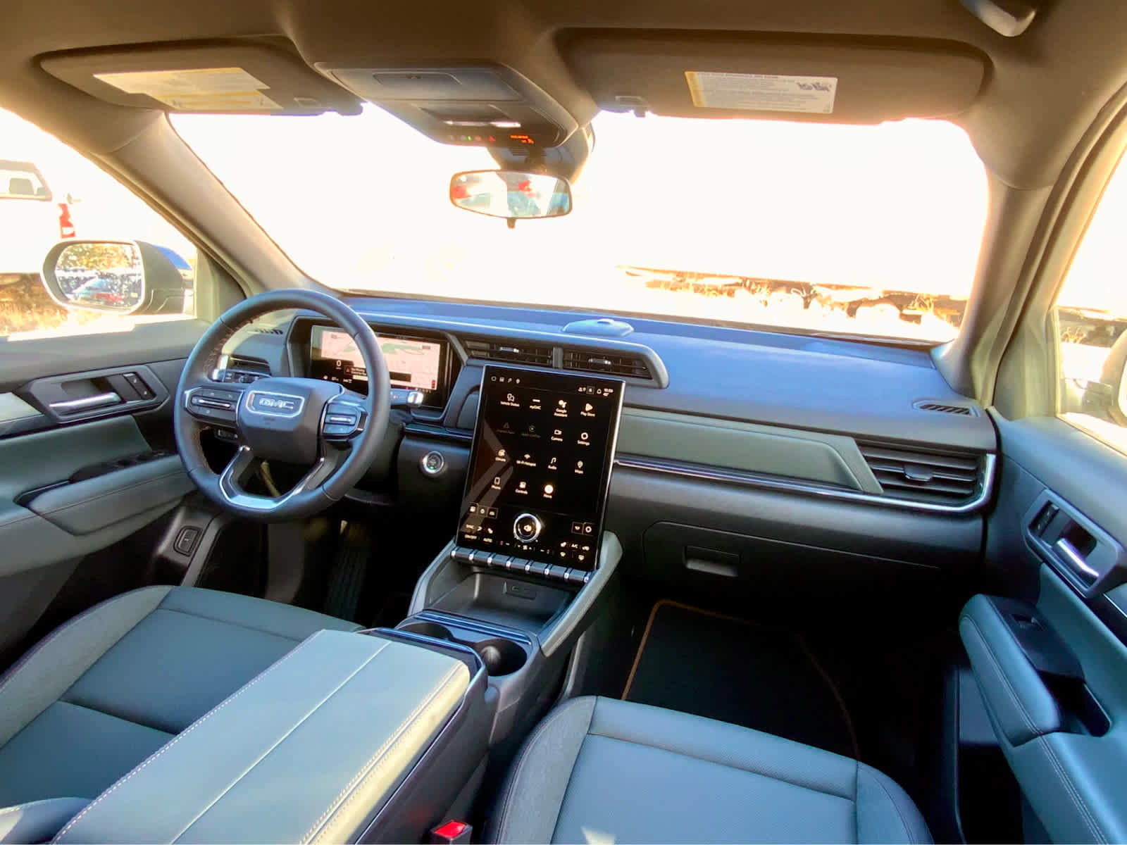 New 2026 GMC Terrain AT4 w/ LPO, Black Badging Package image 33