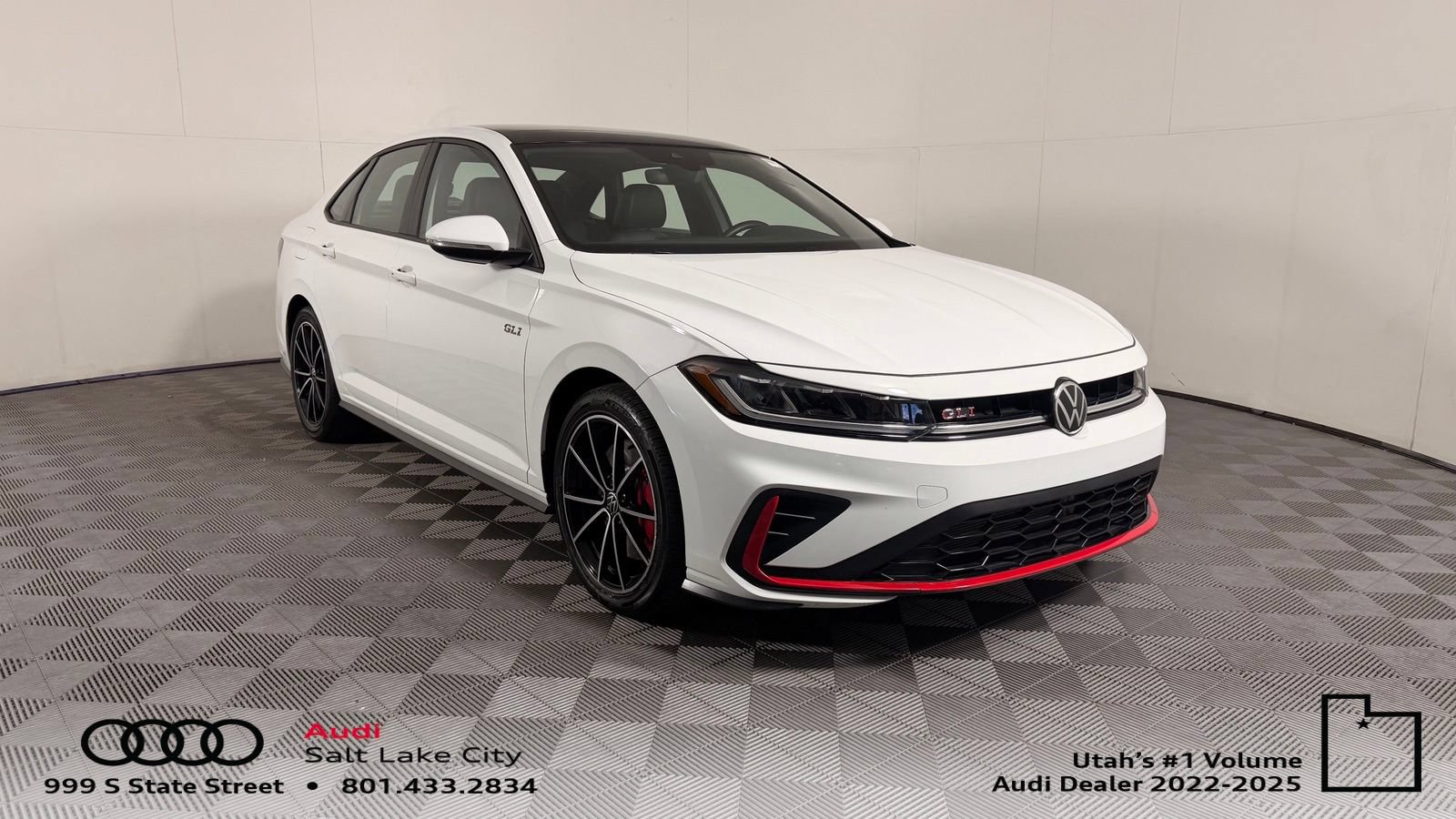 Used 2025 Volkswagen Jetta GLI Autobahn FWD image 1