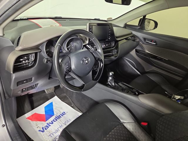 Used 2020 Toyota C-HR Limited FWD image 14