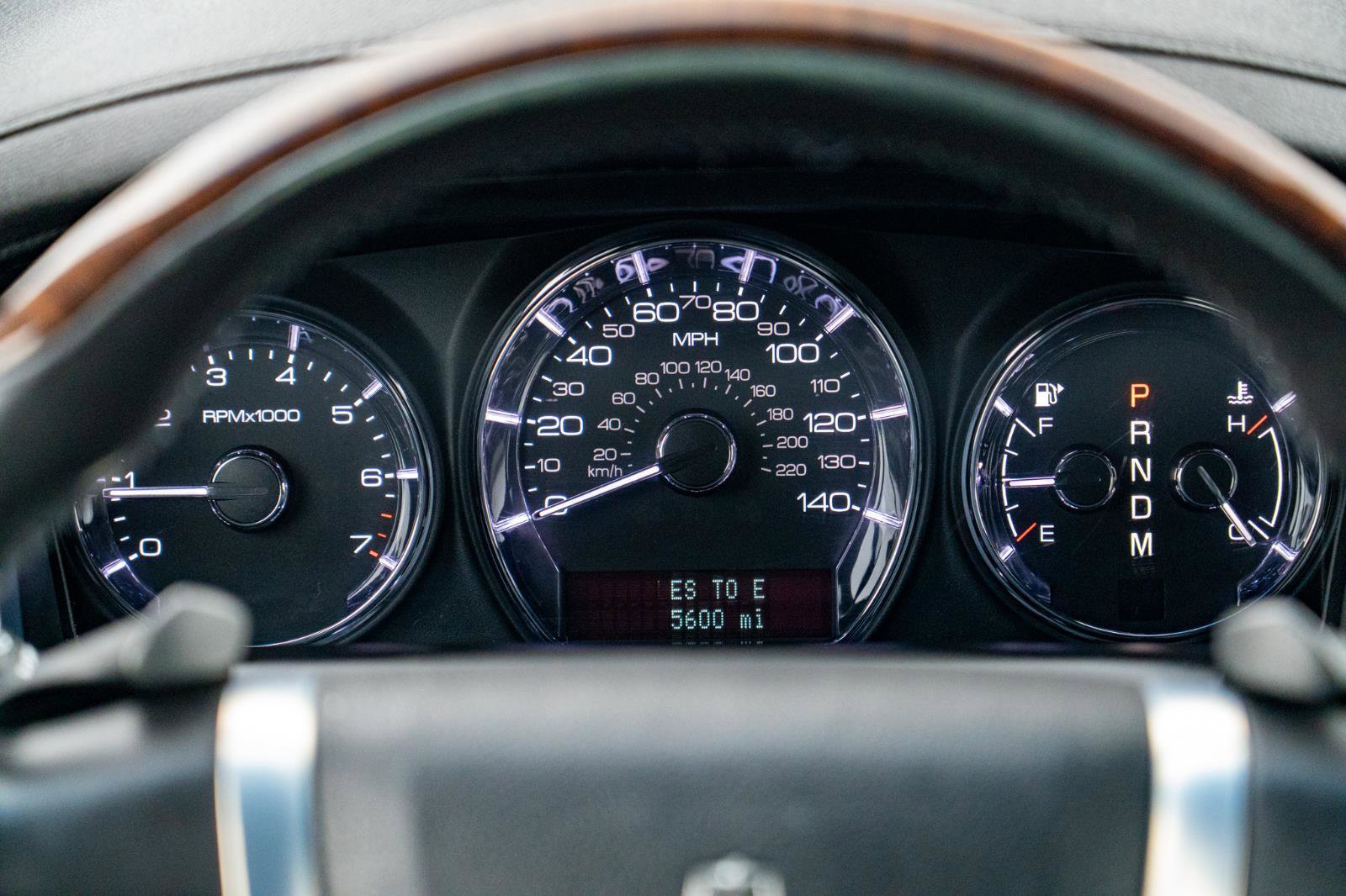 Used 2010 Lincoln MKS image 17